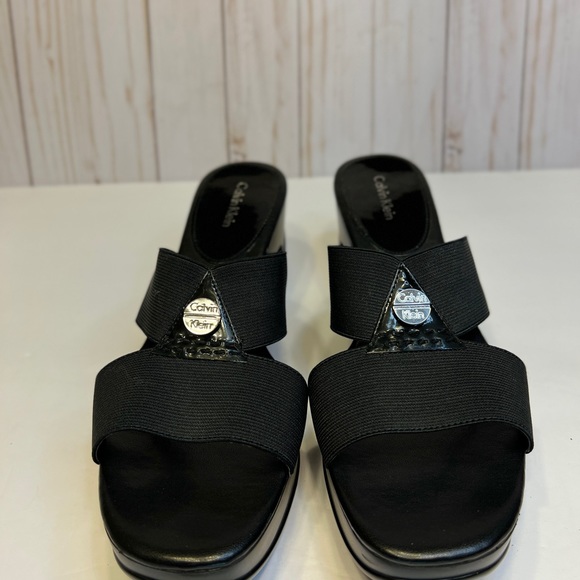 Calvin Klein Black Ying Platform Sandals Open Toe, Stretchy Strap. Size 8.5 - Picture 9 of 9